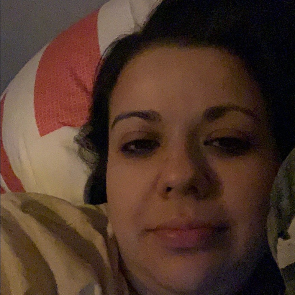 Meet your Posher, Leslie